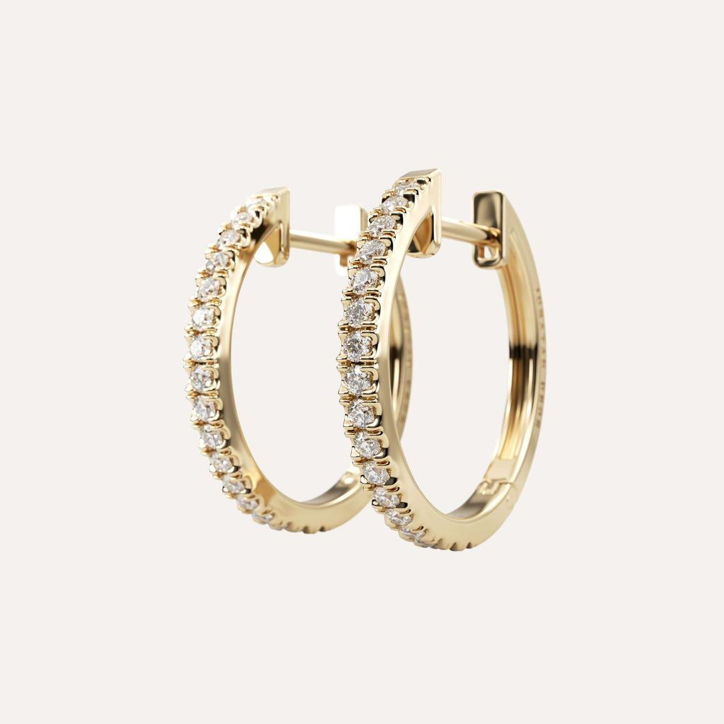 Classic Hoops i 14 Karat Guld Med Brillantslebne Diamanter fra Jonatan Dror