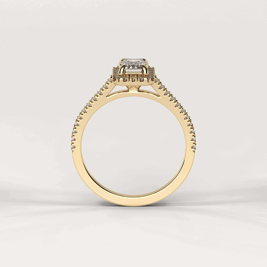 Forlovelsesring med emerald cut diamant i 18 karat guld med GIA certifikat