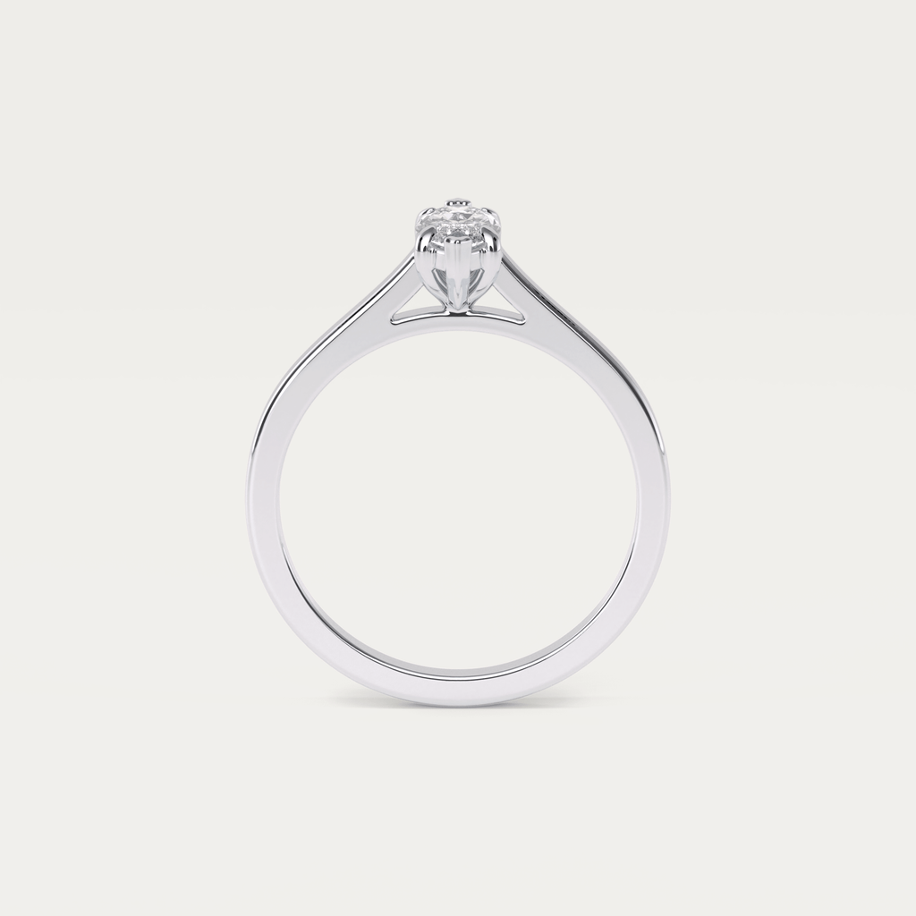 marquise slebet diamantring som fremstilles i platin