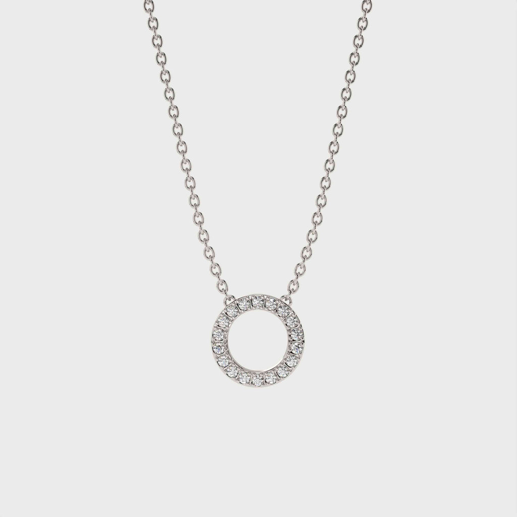 O Halskæde med bogstav og diamanter i 14 karat hvidguld fra Jonatan Dror