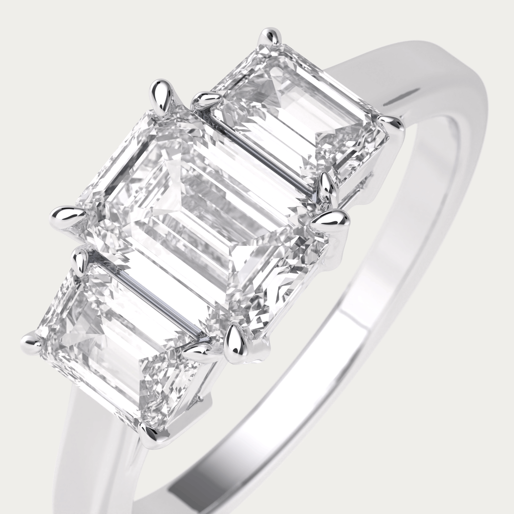 Forlovelsesring i platin og diamanter