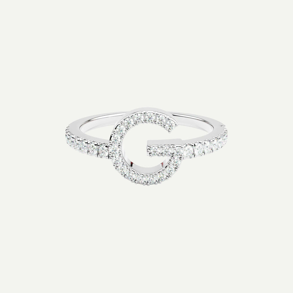 G Bogstav ring med diamanter i 18 karat hvidguld fra Jonatan Dror