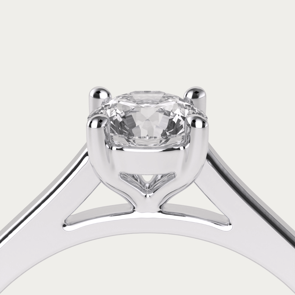 Forlovelsesring i 950 platin med diamanter