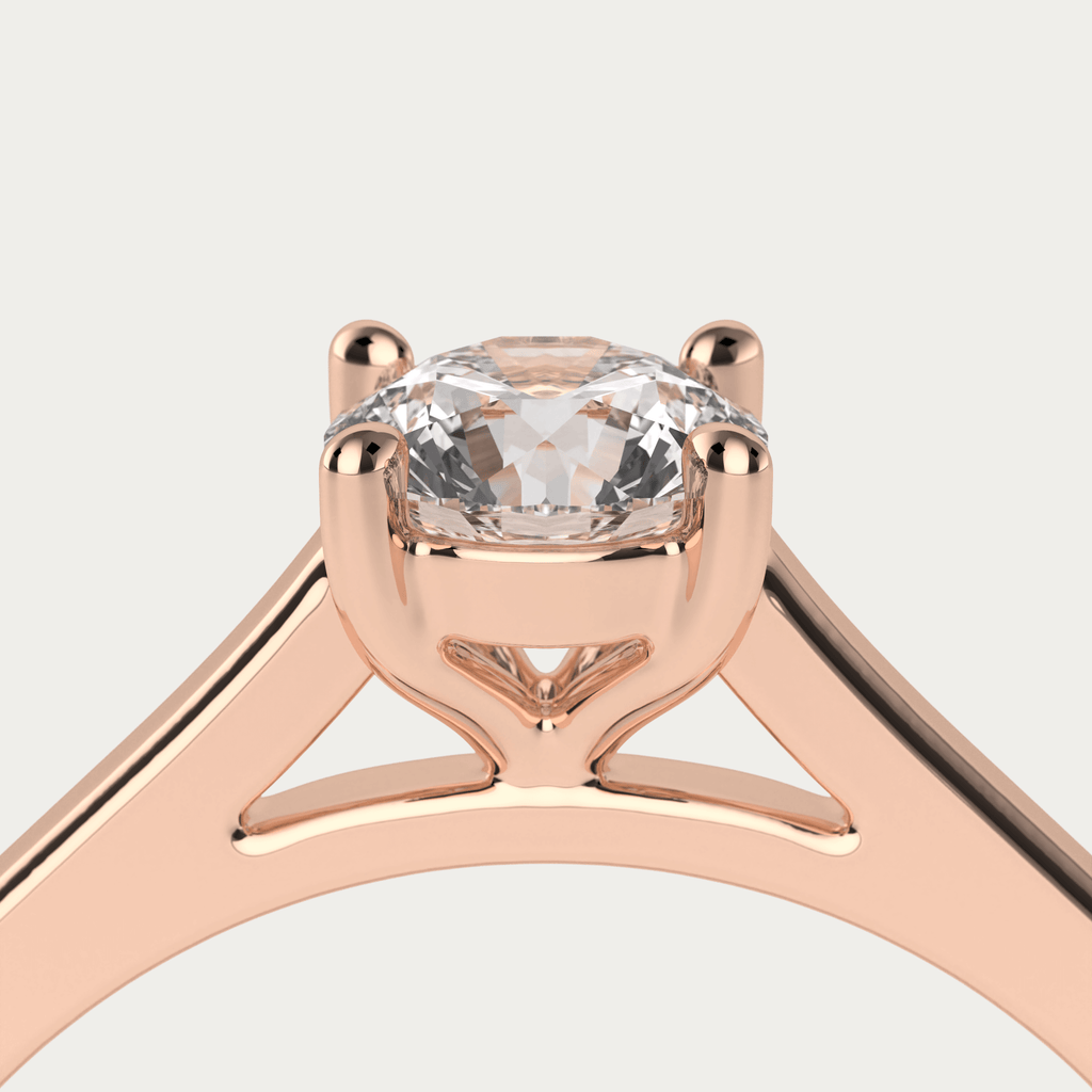 Forlovelsesring i 18k rosaguld med diamanter