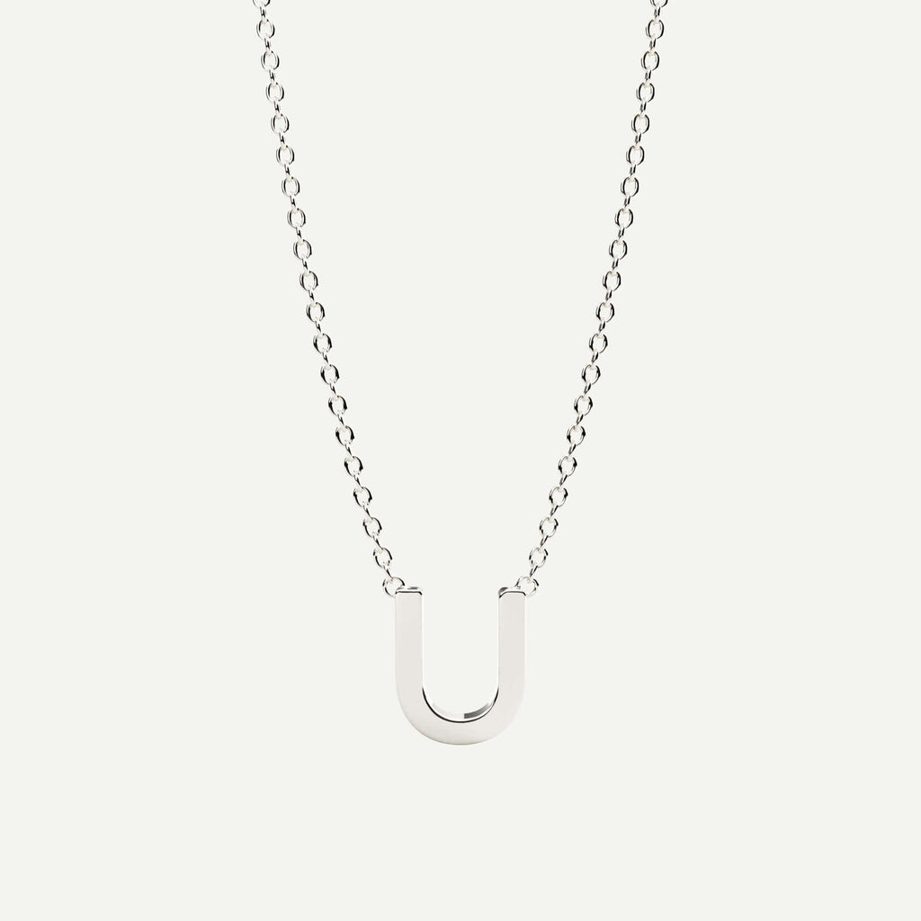 Halskæde med bogstav U i 14 karat hvidguld fra Jonatan Dror